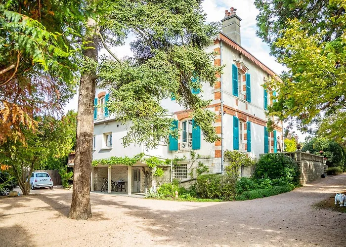 L'Oustal